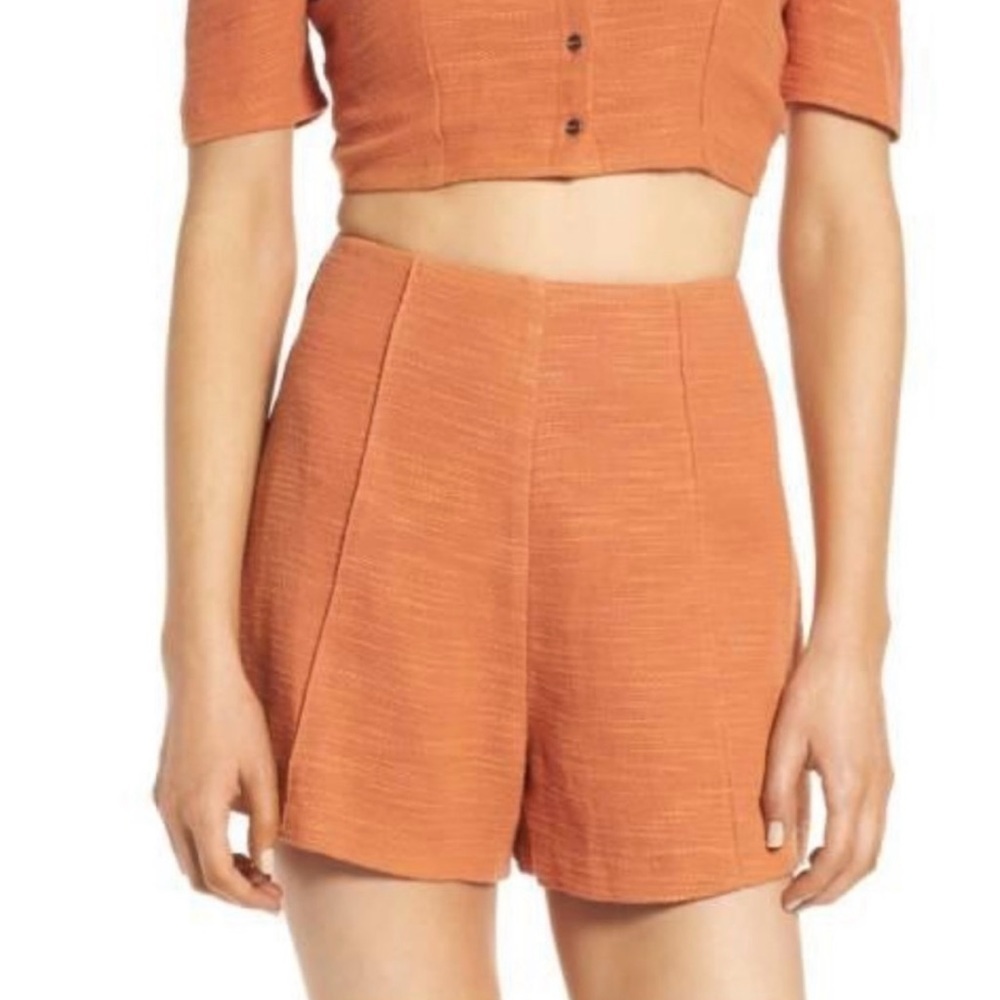 ASTR THE LABEL RUBI HIGH WAISTED SHORTS NWT